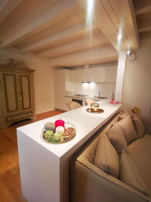 Gombruti14 Boutique Home Болонья Экстерьер фото