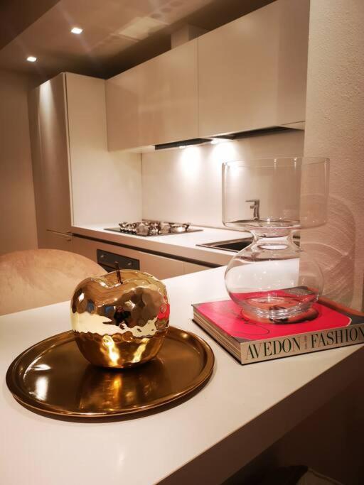 Gombruti14 Boutique Home Болонья Экстерьер фото