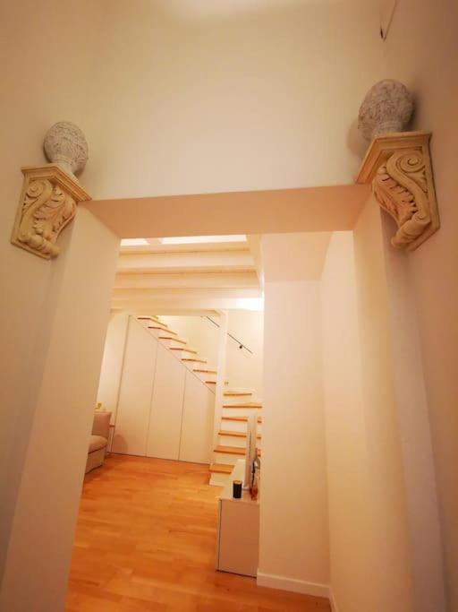 Gombruti14 Boutique Home Болонья Экстерьер фото