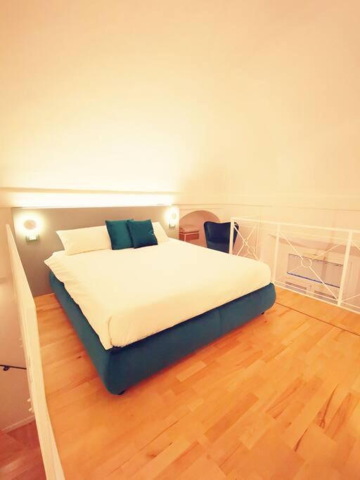 Gombruti14 Boutique Home Болонья Экстерьер фото